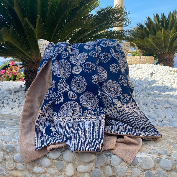 Batik Strandtuch Aztec Blue
